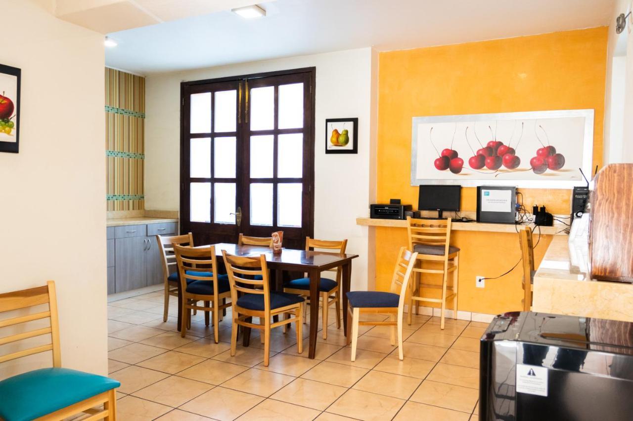 Happy Express Hotel Oaxaca Eksteriør billede